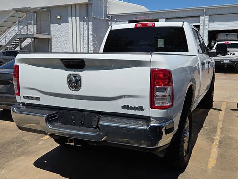 Used 2024 RAM 2500 Big Horn AWD/4WD image 4