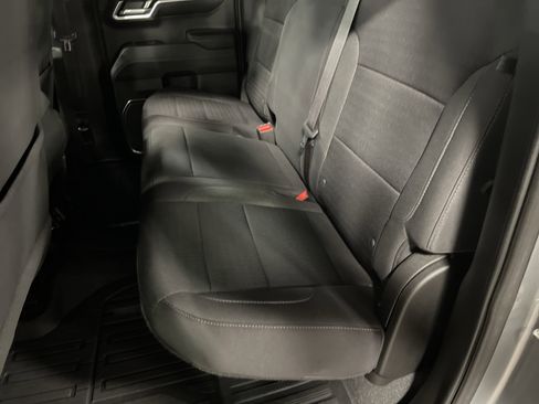 Used 2023 GMC Sierra 1500 SLE image 13