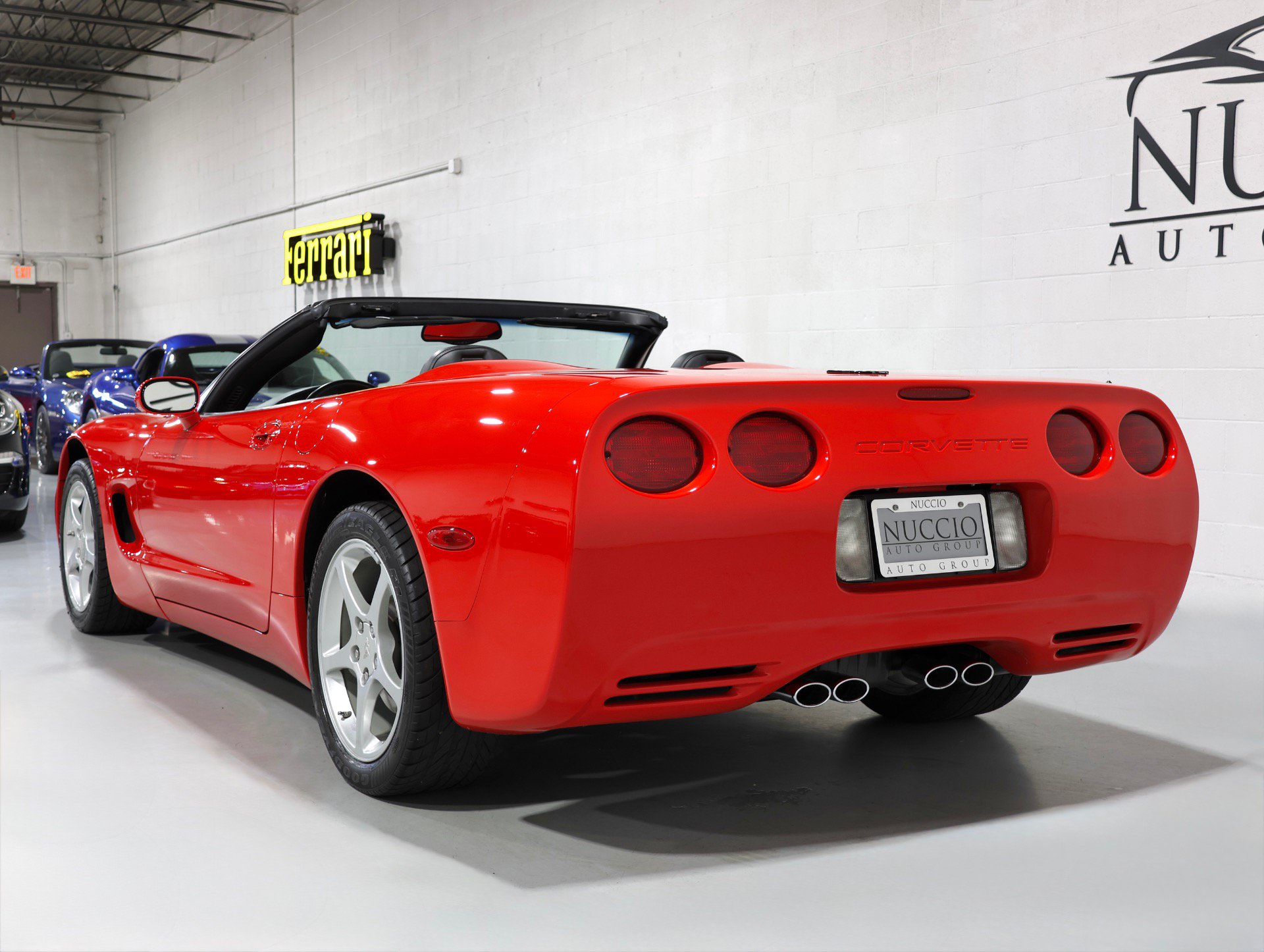 Used 2004 Chevrolet Corvette Convertible w/ Preferred Equipment Group RWD image 36