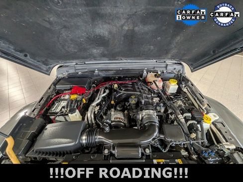 Used 2022 Jeep Gladiator Overland w/ Trailer Tow Package image 22