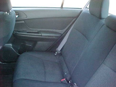 Used 2014 Subaru Impreza 2.0i Premium w/ All-Weather Package w/CVT AWD/4WD image 7