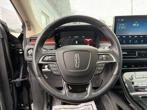 Used 2022 Lincoln Nautilus Reserve image 21