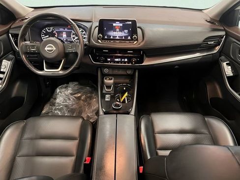 Used 2023 Nissan Rogue SV w/ SV Premium Package AWD/4WD image 15