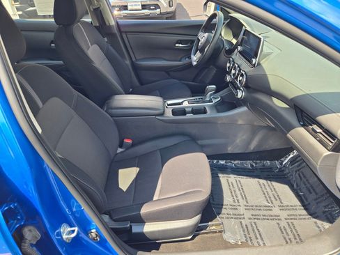 Used 2023 Nissan Sentra SV FWD image 7
