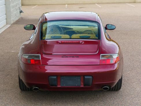 Used 2000 Porsche 911 Carrera image 42