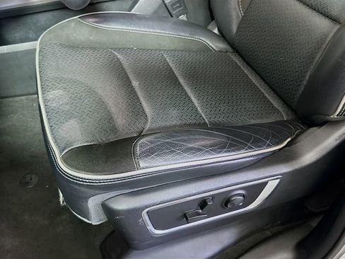 Used 2024 RAM 1500 Laramie image 21