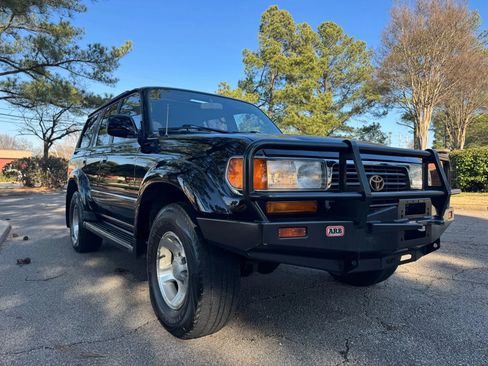 Used 1997 Toyota Land Cruiser image 3
