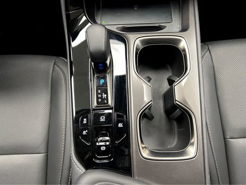 Certified 2026 Lexus NX 350h AWD w/ Accessory Package (2T) image 32