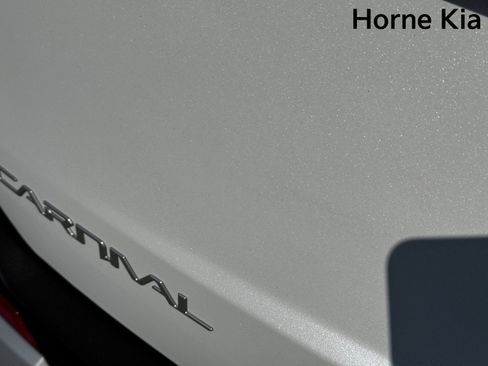 New 2026 Kia Carnival EX image 9