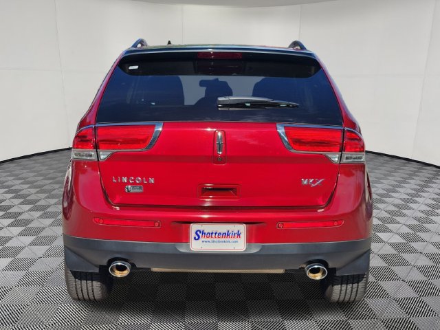 Used 2013 Lincoln MKX FWD image 7