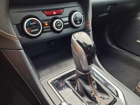 Used 2019 Subaru Crosstrek 2.0i Limited w/ Moonroof Package w/Navigation image 29