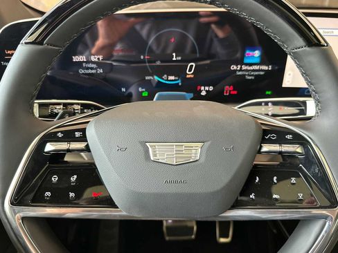 New 2026 Cadillac Vistiq Sport w/ LPO, Floor Liner Package image 22