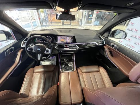 Used 2021 BMW X5 M50i w/ Premium Package image 21