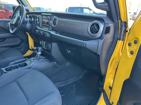 Used 2021 Jeep Wrangler Unlimited Sahara image 56