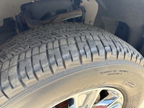 Used 2015 Ford F150 Lariat AWD/4WD image 11