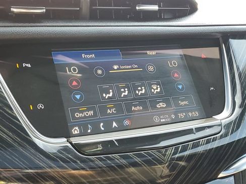 Used 2024 Cadillac XT6 Premium Luxury w/ LPO, Floor Liner Package AWD/4WD image 21