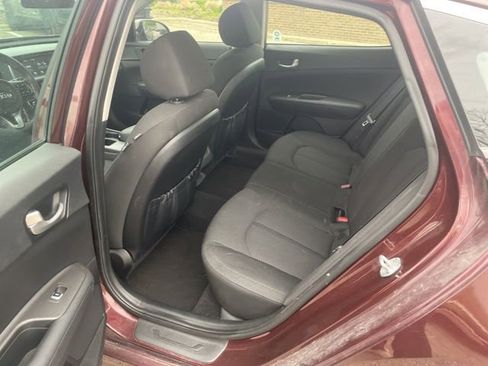 Used 2017 Kia Optima LX w/ Convenience Plus Package FWD image 13