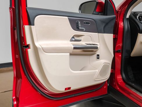 Used 2023 Mercedes-Benz GLA 250 GLA 250 image 47