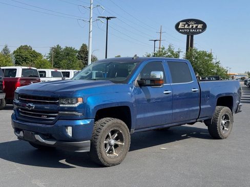 Used 2017 Chevrolet Silverado 1500 LTZ Z71 w/ LTZ Plus Package AWD/4WD image 3