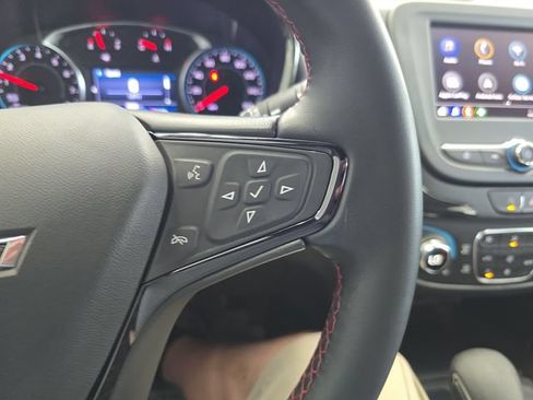 Certified 2023 Chevrolet Equinox RS FWD image 18