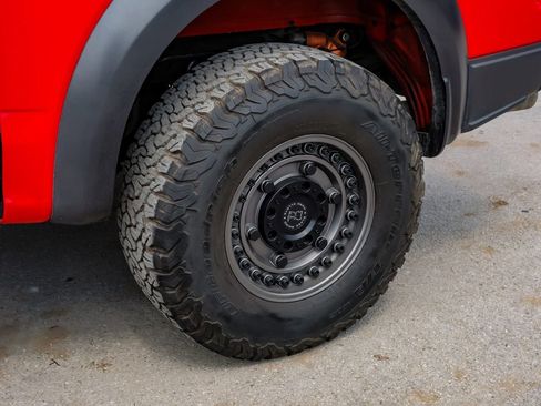 Used 2019 Ford F150 Raptor w/ Equipment Group 802A Luxury image 63