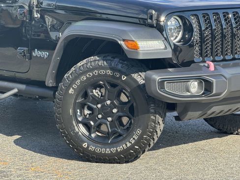 Used 2023 Jeep Wrangler Unlimited w/ 8.4" Radio Group image 13