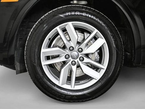 Used 2020 Audi Q5 2.0T Premium image 24