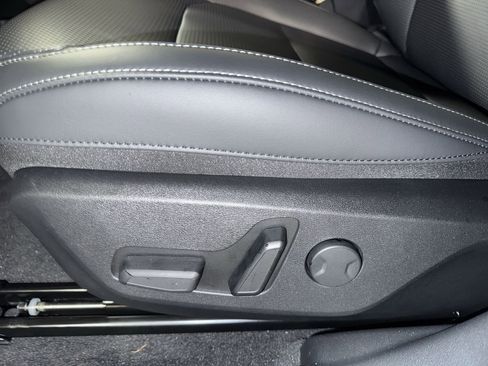 New 2025 Kia EV6 Wind image 17