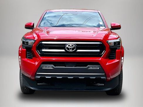 Used 2025 Toyota Tacoma SR5 RWD image 3