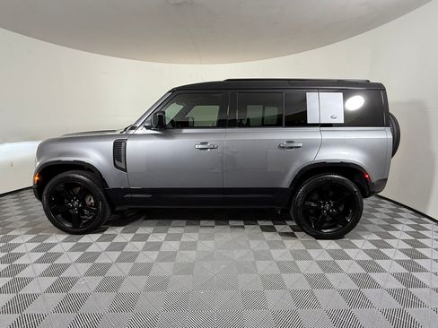 Used 2022 Land Rover Defender 110 X-Dynamic HSE AWD/4WD image 2