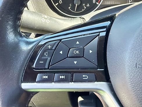 Used 2023 Nissan Altima 2.5 SL FWD image 16