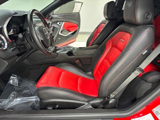 Used 2022 Chevrolet Camaro SS RWD image 10