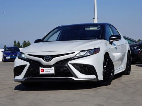 Used 2021 Toyota Camry XSE FWD image 4