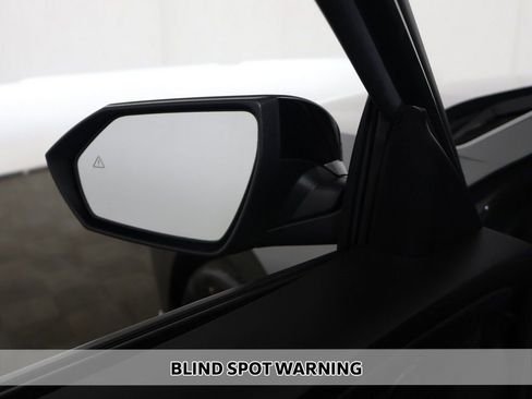 Used 2025 Hyundai Elantra Sport FWD image 4