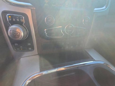 Used 2017 RAM 1500 Laramie w/ Convenience Group image 22