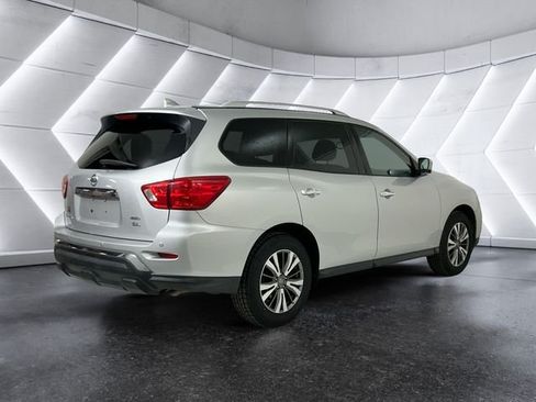 Used 2020 Nissan Pathfinder SL AWD/4WD image 4