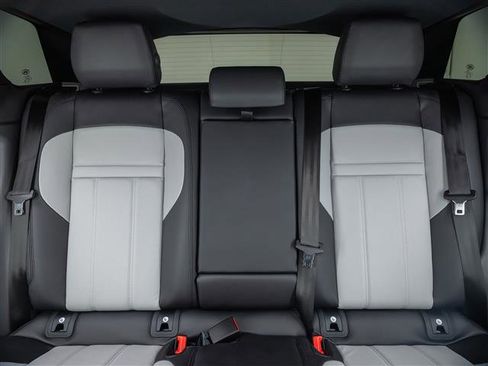 New 2026 Land Rover Range Rover Evoque Dynamic SE AWD/4WD image 18