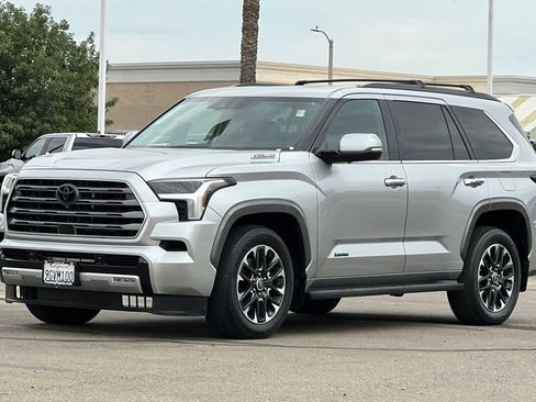 Certified 2023 Toyota Sequoia Limited AWD/4WD image 10