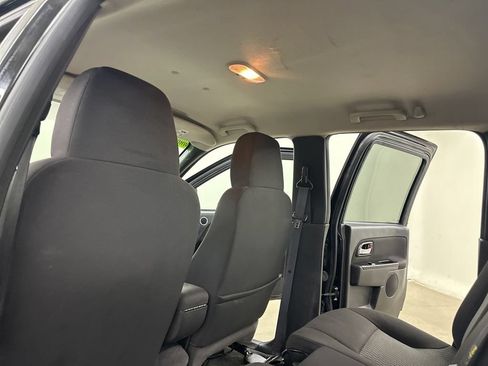 Used 2011 Chevrolet Colorado LT AWD/4WD image 25