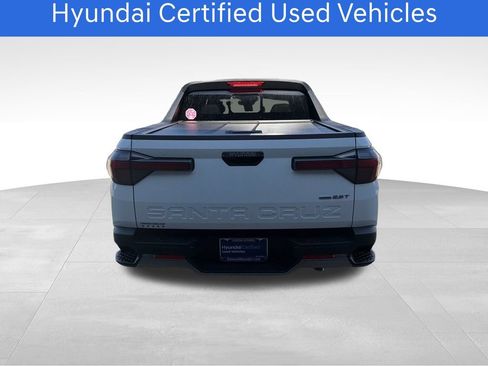Certified 2025 Hyundai Santa Cruz Limited AWD/4WD image 4