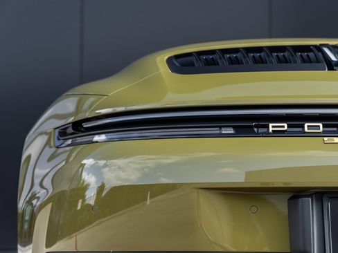 Certified 2026 Porsche 911 GTS RWD image 20