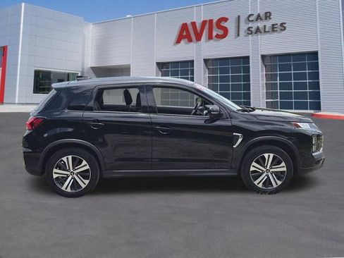 Used 2025 Mitsubishi Outlander Sport SE AWD/4WD image 5
