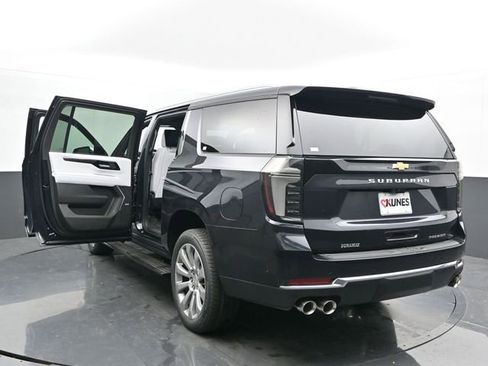 New 2026 Chevrolet Suburban Premier image 62