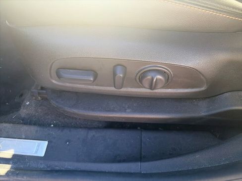 Used 2024 Chevrolet Equinox Premier AWD/4WD image 19