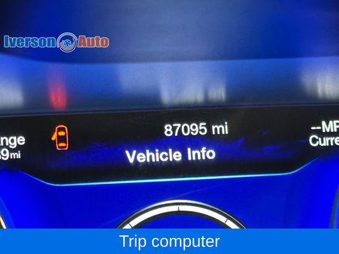 Used 2016 Chrysler 200 C FWD image 20