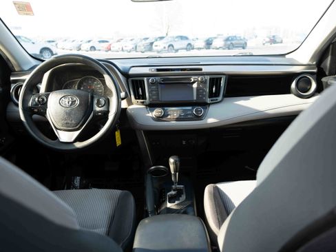 Used 2013 Toyota RAV4 XLE image 20