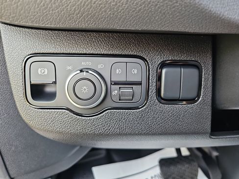 New 2026 Mercedes-Benz Sprinter 2500 image 28