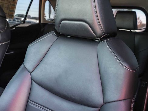 Used 2022 Toyota RAV4 XLE Premium image 26