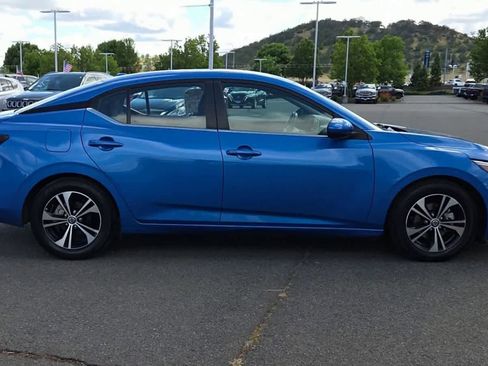 Used 2021 Nissan Sentra SV FWD image 9
