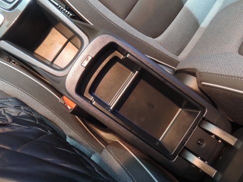 Used 2024 Chevrolet TrailBlazer LT w/ Convenience Package image 21